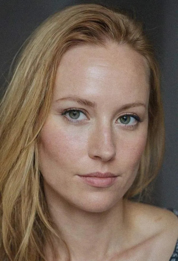 Kristin, 45