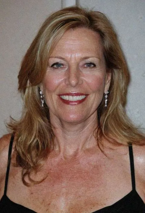 Ingrid, 51