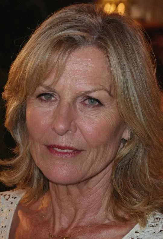 Linda, 54